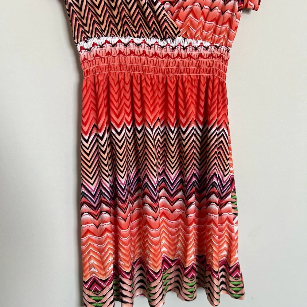 Coral Chevron Print Dress XL | Boho V-Neck Smocked Waist Summer Dress - Picture 5 of 8